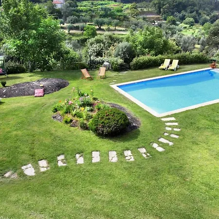 Sleeps 7 * Gondufe