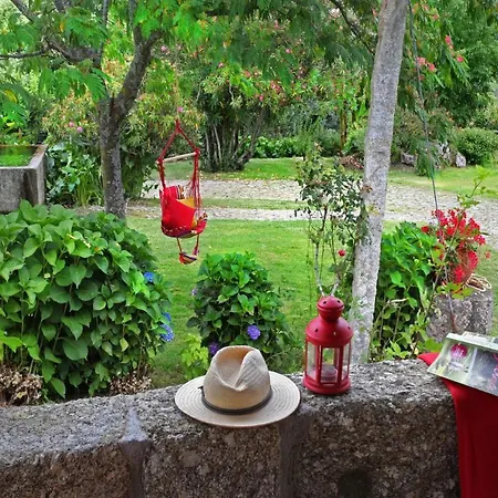 Sleeps 7 Villa Gondufe